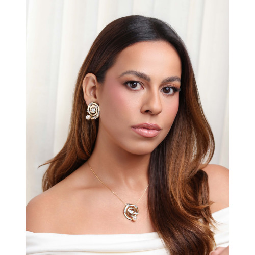 Gargantilha Maritimo Conchas Estrela Caracol Perola Banhado a Ouro 18K - 40 cm
