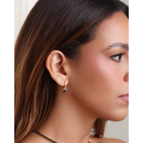 Brinco Argola Pontos de Luz Pretos Banhado a Ouro 18K