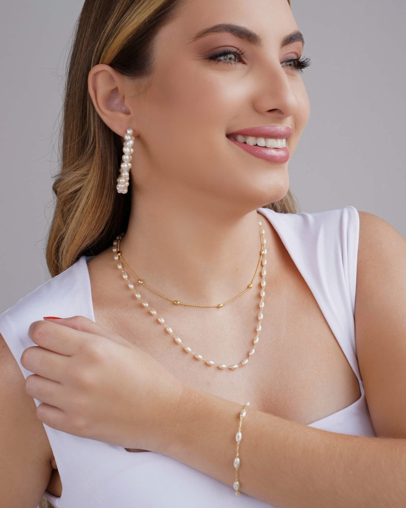 Gargantilha Pérolas Ovais Banhado a Ouro 18K - 40 cm