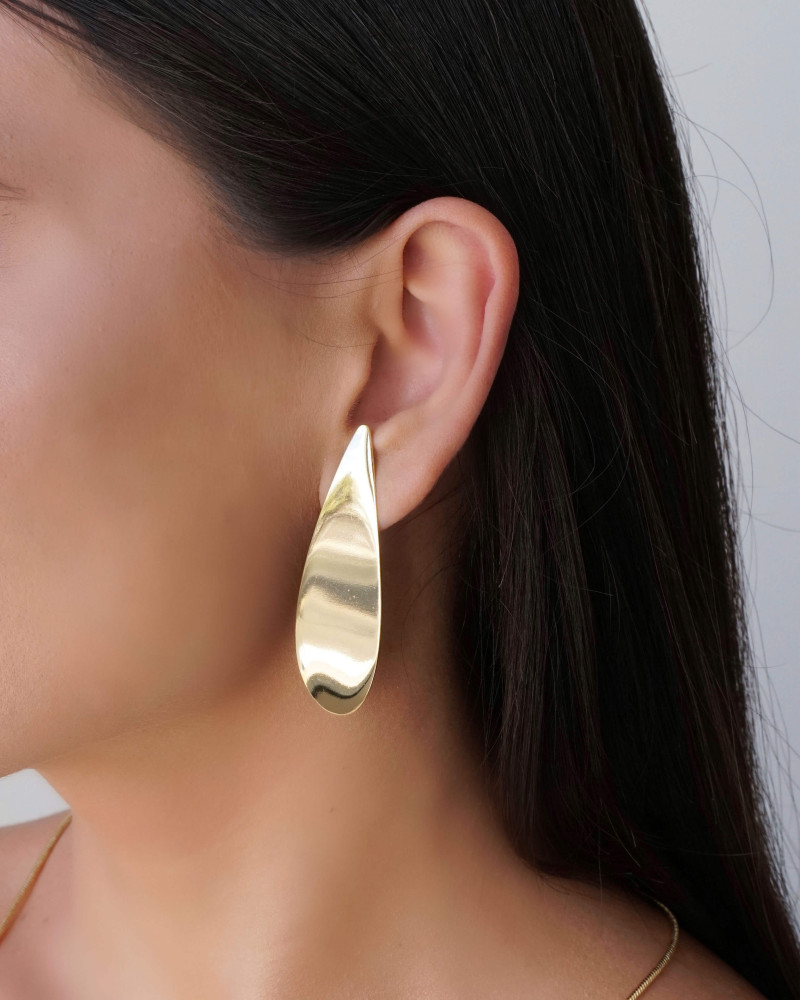 Brinco Folha Lisa 5.8 cm Banhado a Ouro 18K