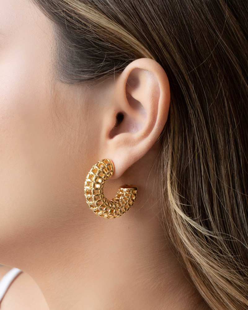 Brinco Argola Tubo Tela 3.1 cm Banhado a Ouro 18K