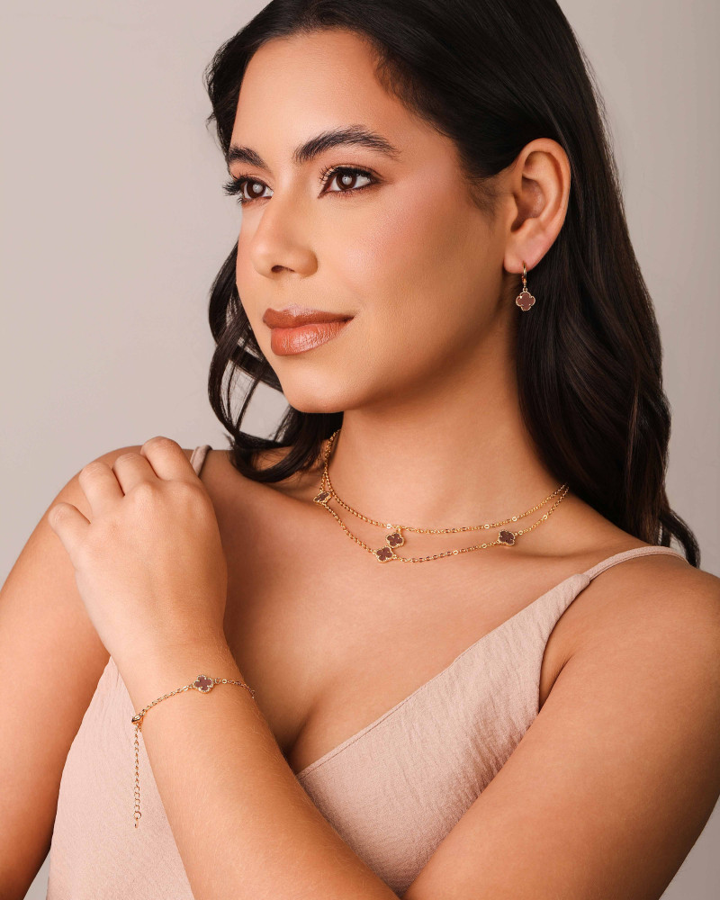 Choker Elos Trevos Tom Rubi 1.0 cm Banhado a Ouro 18K