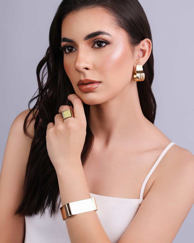 Bracelete Quadrado Liso 2.3 cm Banhado a Ouro 18K