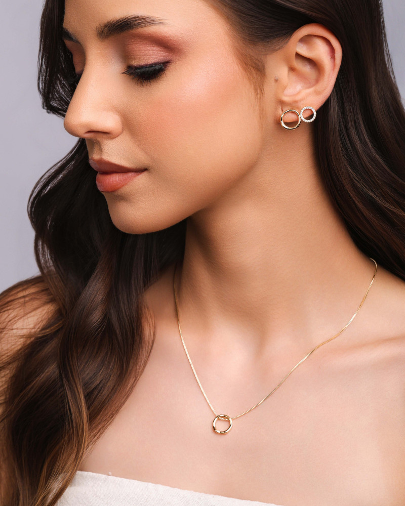 Brinco Circulo Cravejado Banhado a Ouro 18k
