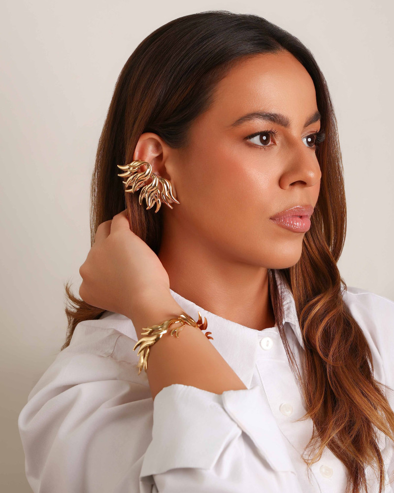 Brinco Ear Cuff Asa Lisa 6.5 cm Banhado a Ouro 18K
