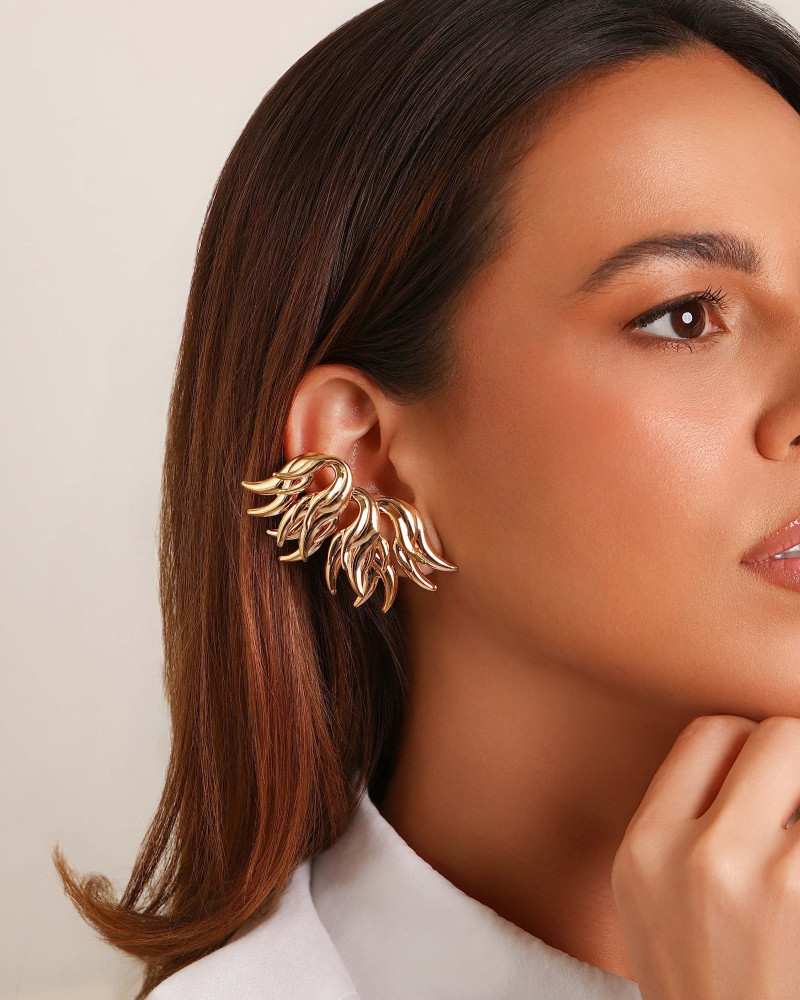 Brinco Ear Cuff Asa Lisa 6.5 cm Banhado a Ouro 18K