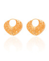 Brinco Argola Click Letras Detalhes Vazados 2.5 cm Banhado a Ouro 18K